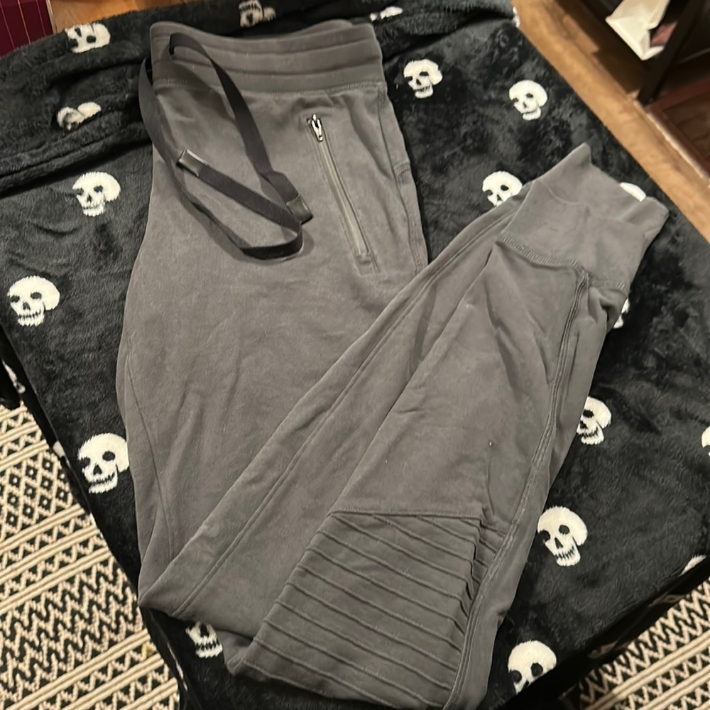 Alo yoga skinny legging joggers